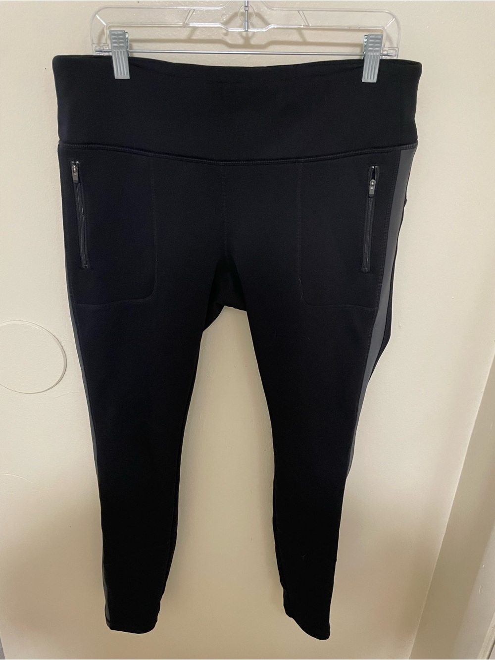 ✨Women’s Athleta Ridge Tight Leggings Size Large